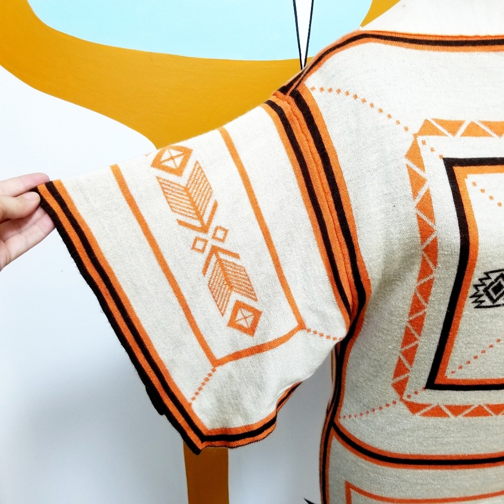 Aztec Print Tunic - Picture 6 of 7